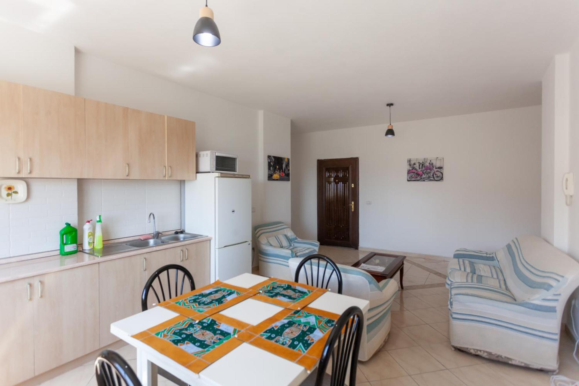 Sea View In Center Apartment