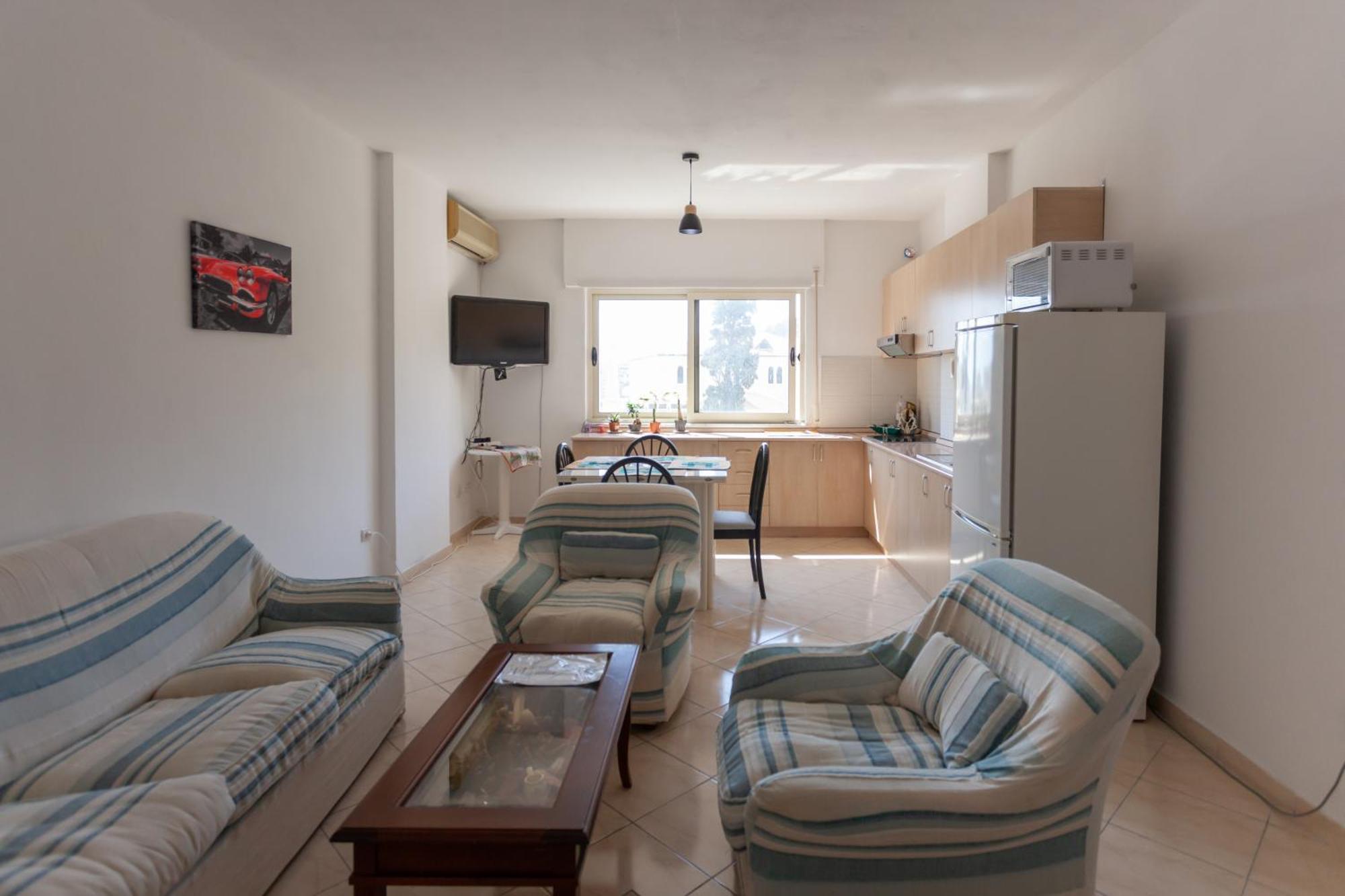 Sea View In Center Apartment